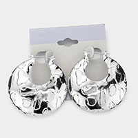 Embossed Metal Pin Catch Earrings