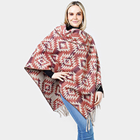 Western Pattern Tassel Poncho