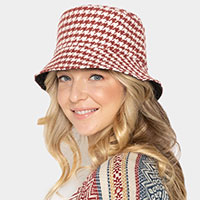 Houndstooth Patterned Bucket Hat