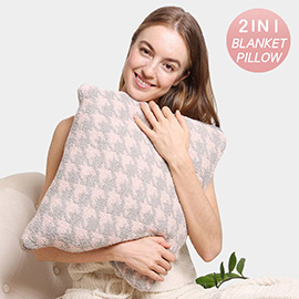 2 IN 1 Reversible Houndstooth Patterned Blanket / Pillow