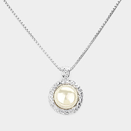 Two Tone Circle Metal Pendant Necklace