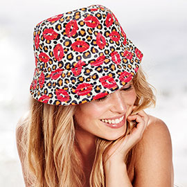 Lips Leopard Patterned Bucket Hat