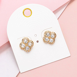 Stone Embellisehd Quatrefoil Stud Earrings