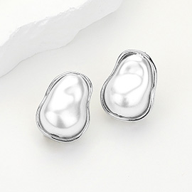 Abstract Pearl Stud Earrings