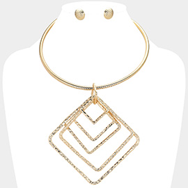 Textured Metal Layered Open Rhombus Pendant Statement Necklace