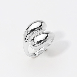 Chunky Metal Teardrop Tip Ring