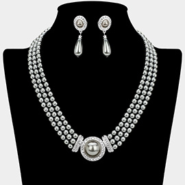 3 Row Pearl Necklace