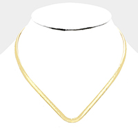 Hammered metal open choker necklace
