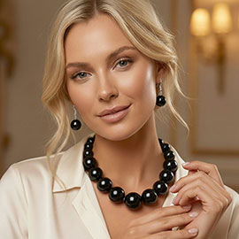 Graduated Pearl Beaded Statement Necklace