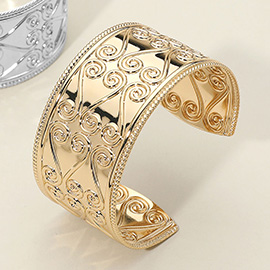 Abstract Pattern Metal Cuff Bracelet
