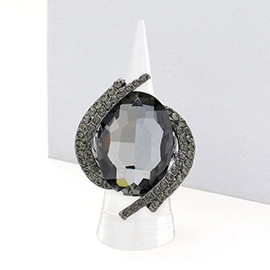Oval Crystal Centered Stretch Ring