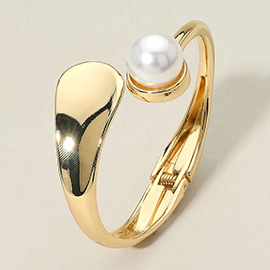 Pearl Tip Sculptural Hinged Bangle Bracelet