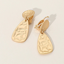 Brushed Metal Hammered Geometric Dangle Clip On Earrings