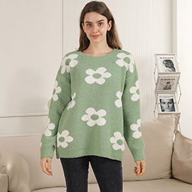 Cozy Daisy Pattern Crew Neck Sweater