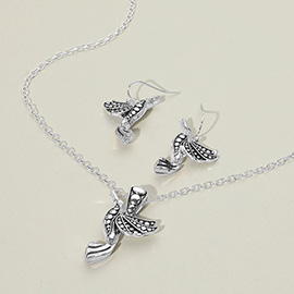 Antique Metal Bird Pendant Necklace