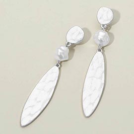Pearl Accent Hammered Slim Oval Plate Link Drop Statement Earrings