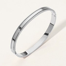 SECRET BOX_Stainless Steel Textured Hinged Bangle Bracelet
