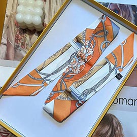 Abstract Chain Motif Print Silky Twilly Skinny Scarf